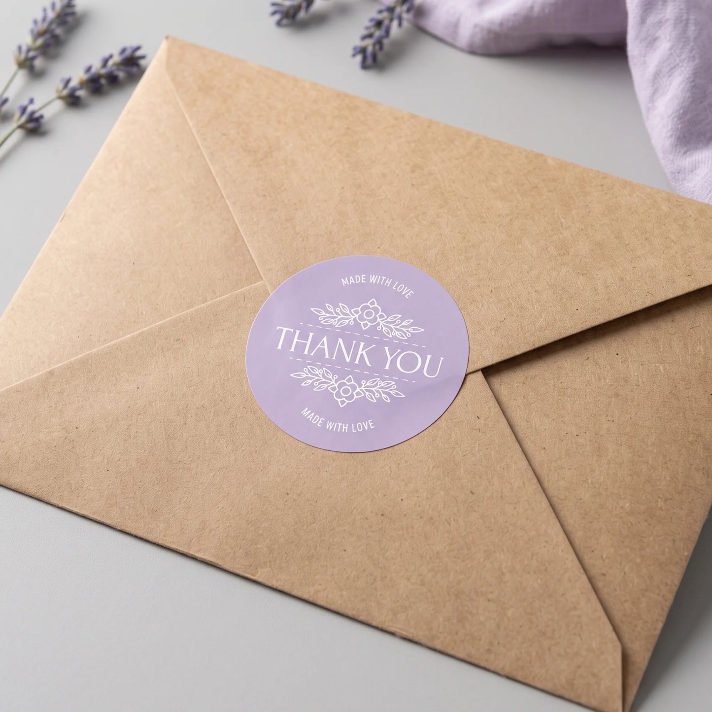 Botanische Made With Love Aufkleber für kleine Unternehmen, Lavendelstrauß-Bindung, 2 Zoll rund, 60 Etiketten | Varikit