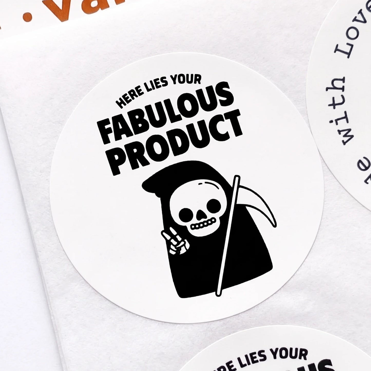 Autocollants de remerciement ludiques pour petite entreprise, Grim Reaper Peace Sign, ronds de 2 pouces, 60 étiquettes | Varikit