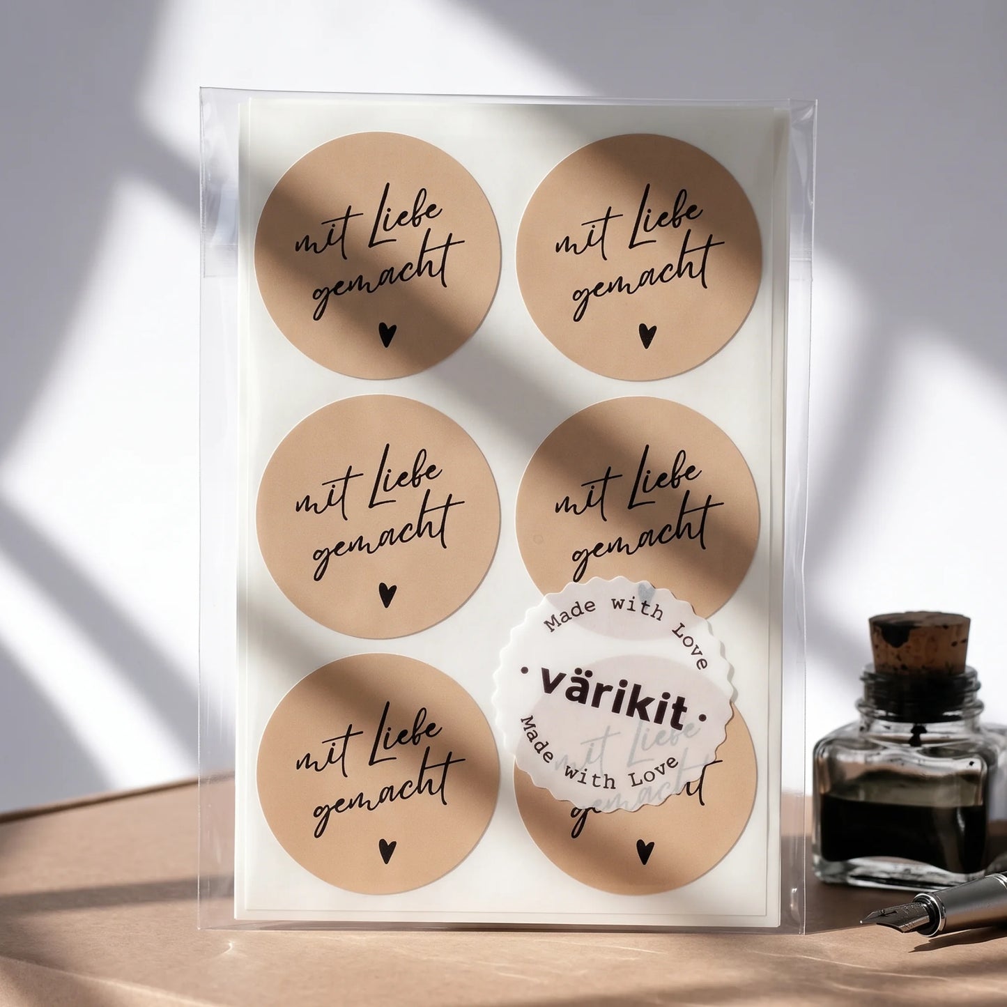 Autocollants « Mit Liebe gemacht » pour petite entreprise, écriture manuscrite, ronds de 5 cm, 60 étiquettes | Varikit