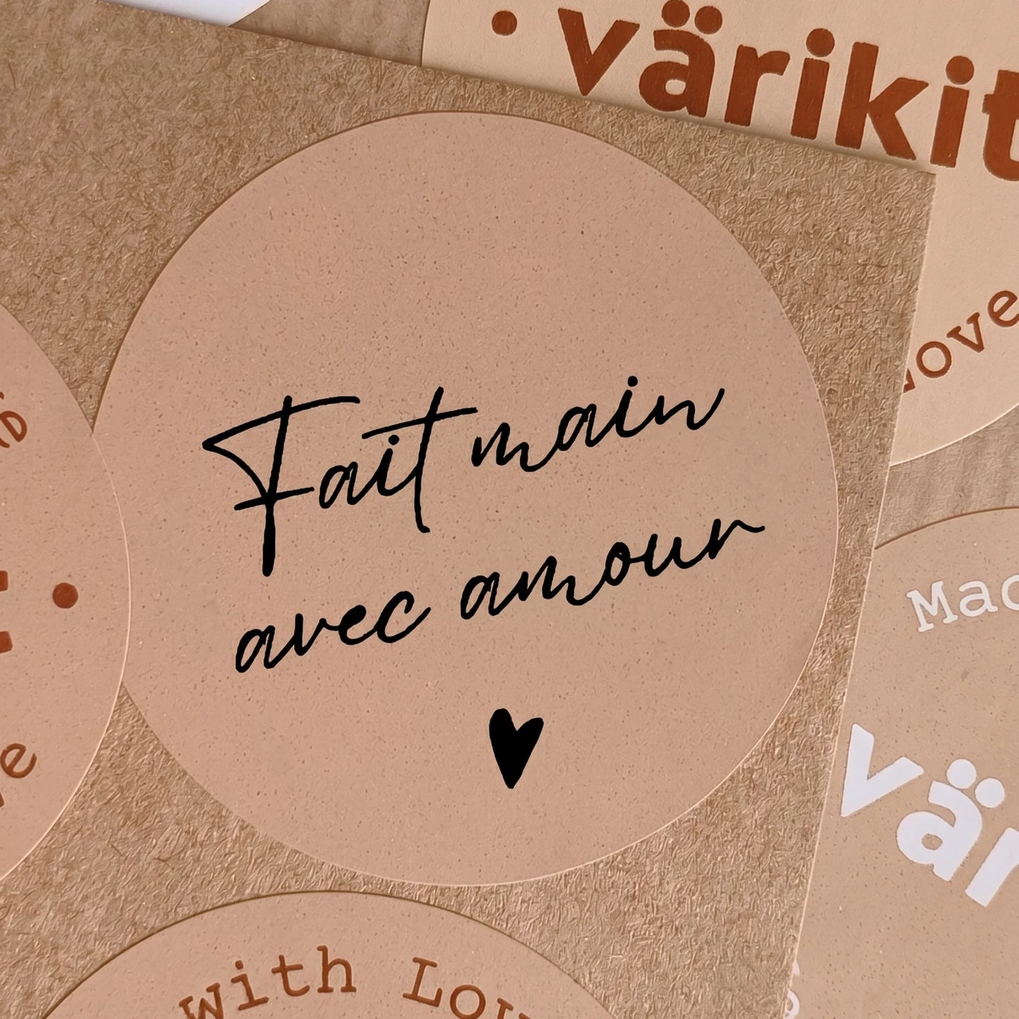 Fait Main Avec Amour Stickers for Small Business, Handwritten Type, 2-Inch Round, 60 Labels | Varikit